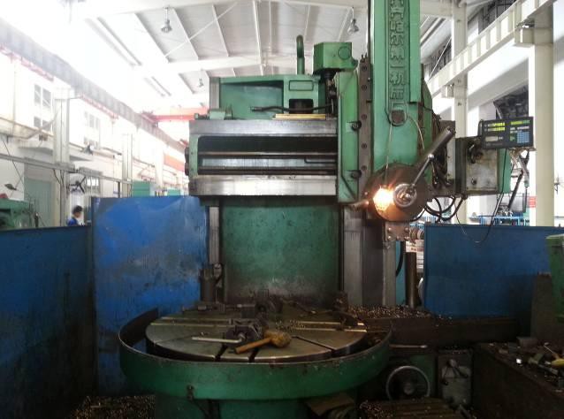 主要技术指标：最大车削直径1600mm，用于中小口径阀门零件加工。
